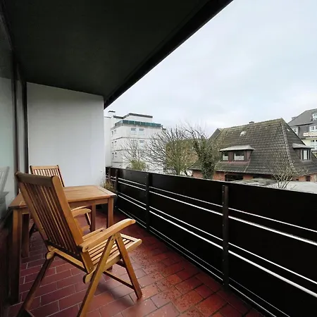 Apartment Ferienwohnung Mitten In Mit Balkon Strandlaufer 1